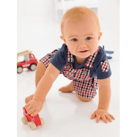 Baby Jungenset aus T-Shirt und Latzhose