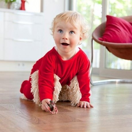 Babystrampler + Wischmop Babystrampler + Wischmop
