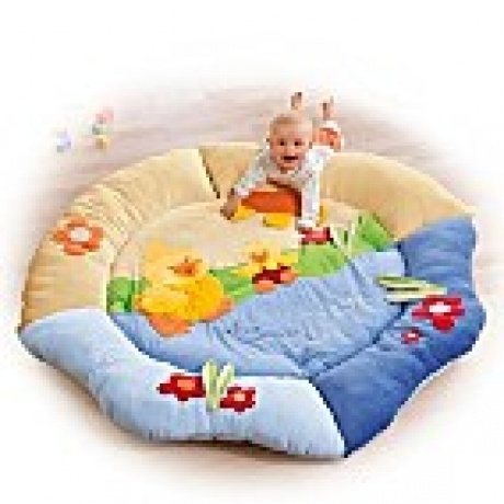 Krabbeldecke mit Spielbogen