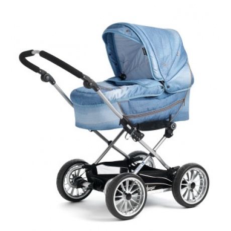 Emmaljunga Kinderwagen City Cross grün mit Zubehör